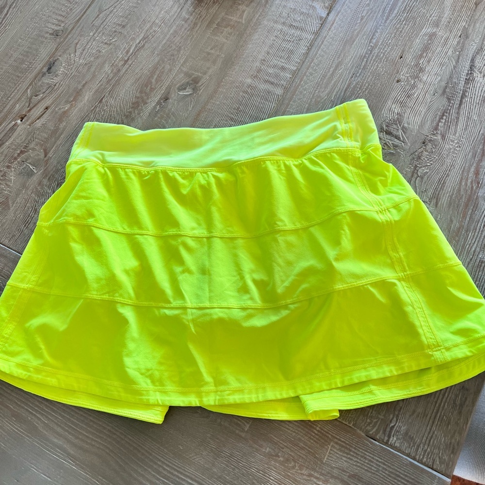 Lululemon Pace Rival Mid Rise Skirt